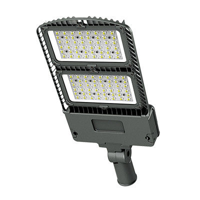 170 lm/W wasserdichte Straßenlaterne Robuste 200-W-LED-Straßenlaterne